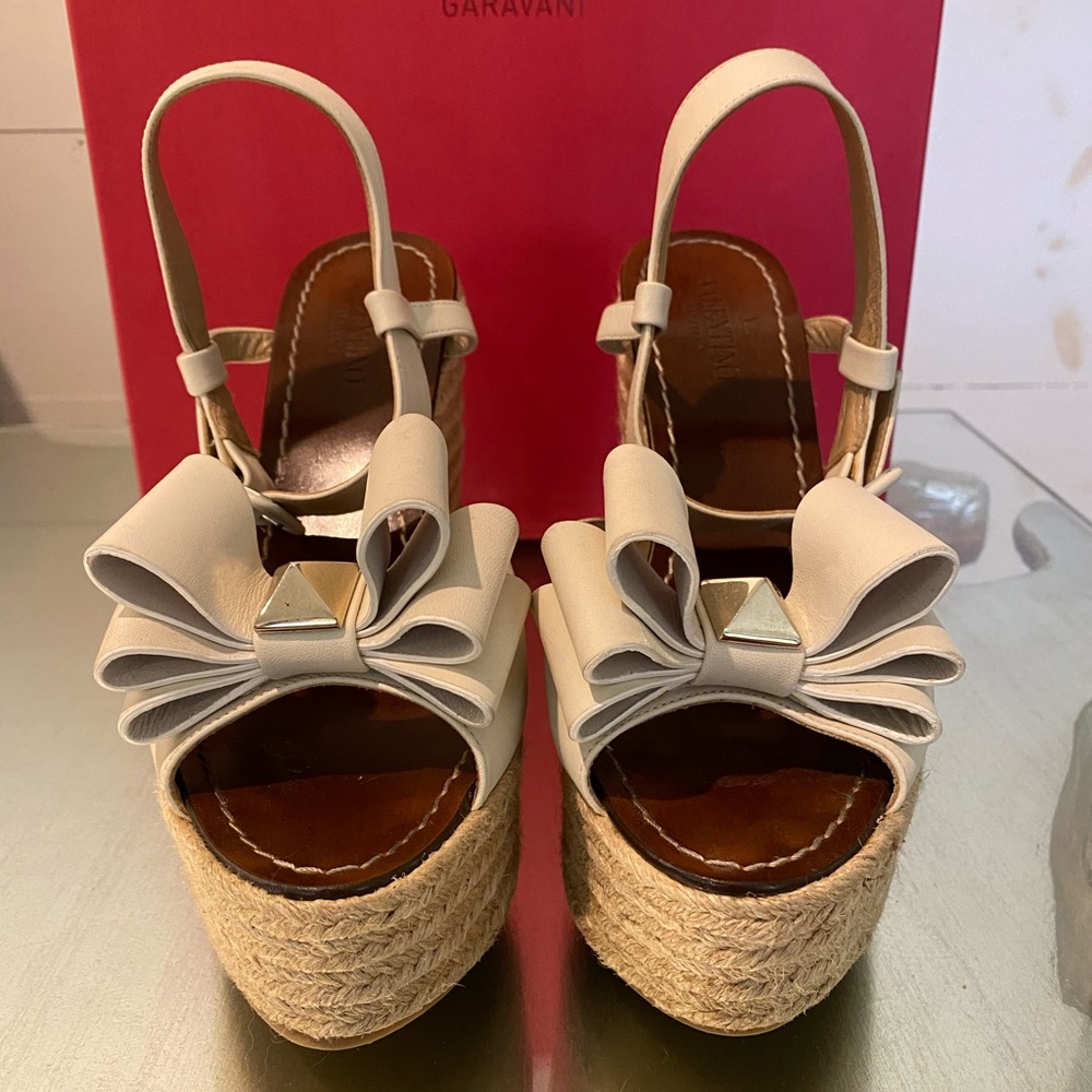 Valentino Rockstud Bow Espadrille Off White 39